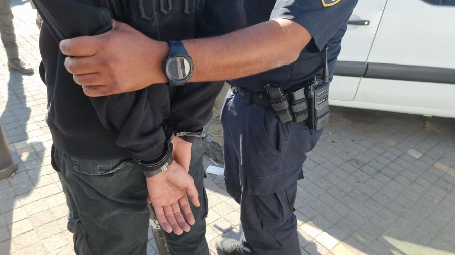 اعتقالات جنائية في النقب واللد وباقة الغربية وأم الفحم 