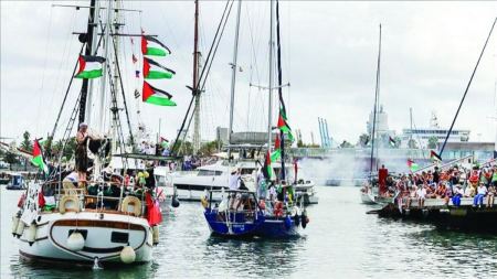 دعوى في اسرائيل بمصادرة 50 سفينة من أسطول "صمود