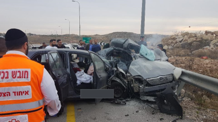 رام الله : 3 قتلى وعدة جرحى بحادث طرق قرب عوفرا