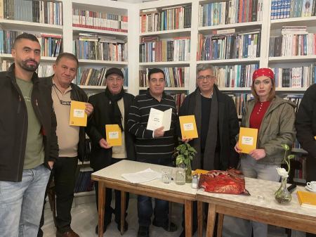 إشهار ديوان "خلل طفيف في السفرجل" للأسير أحمد عارضة في يافا