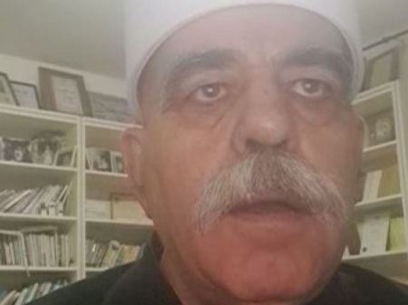 "الدنيا شقا وآلام" 