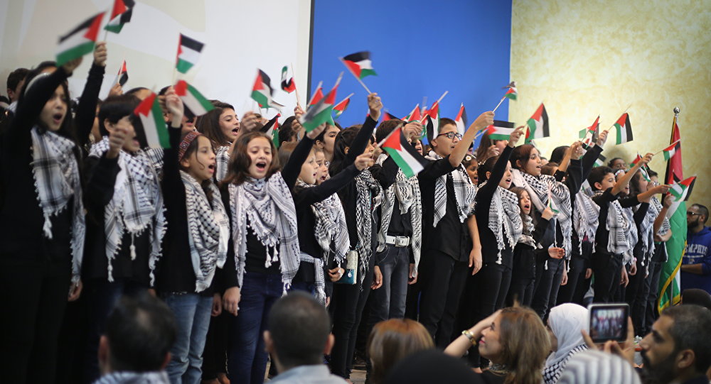 عدد الفلسطينيين مع نهاية 2022 يصل إلى 14.3 مليون