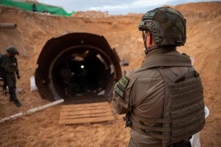 الجيش الاسرائيلي ينشر فيديو لما وصفه بأكبر نفق في قطاع غزة