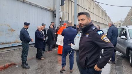 شرطة القدس تستعد لمرافقة مواكب السيارات بمناسبة عيد الميلاد المجيد