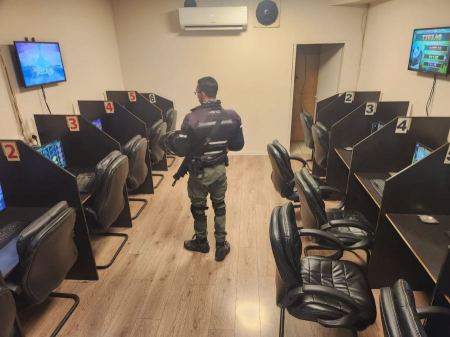 تشيك بوست والرملة وطمرة : اعتقال مشتبهين بجرائم جنائية