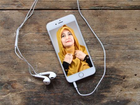 أطروحة دكتوراة في الهند عن أدب الأطفال عند سناء الشّعلان (بنت نعيمة)