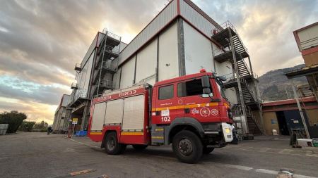 اخماد حرائق في يافا وجسرالزرقاء وحيفا