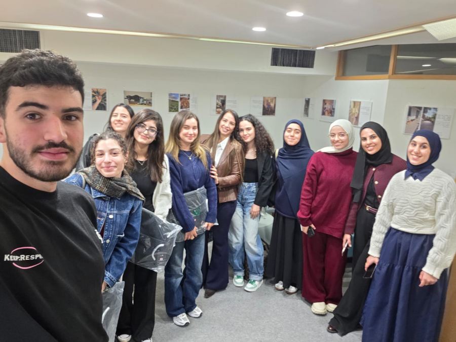 افتتاح برنامج 