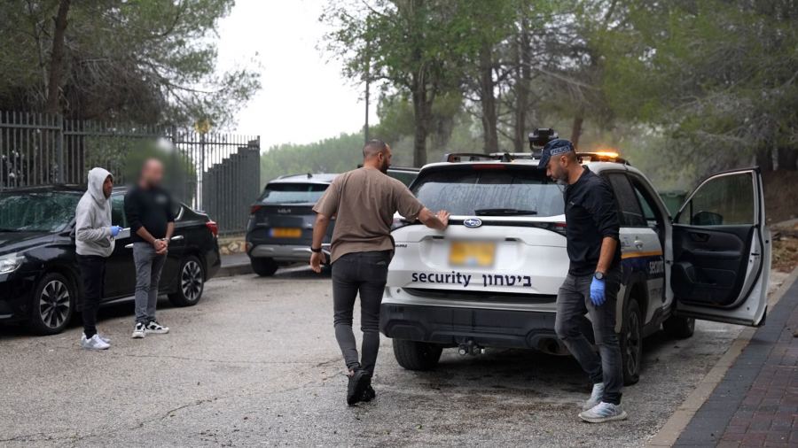 اعتقالات جنائية في بيرهداج والقدس وبئرالسبع